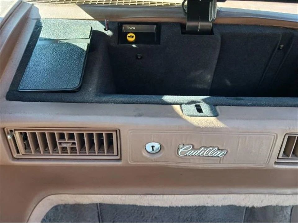 1988 Cadillac Eldorado 11th Gen - Image 12 of 25