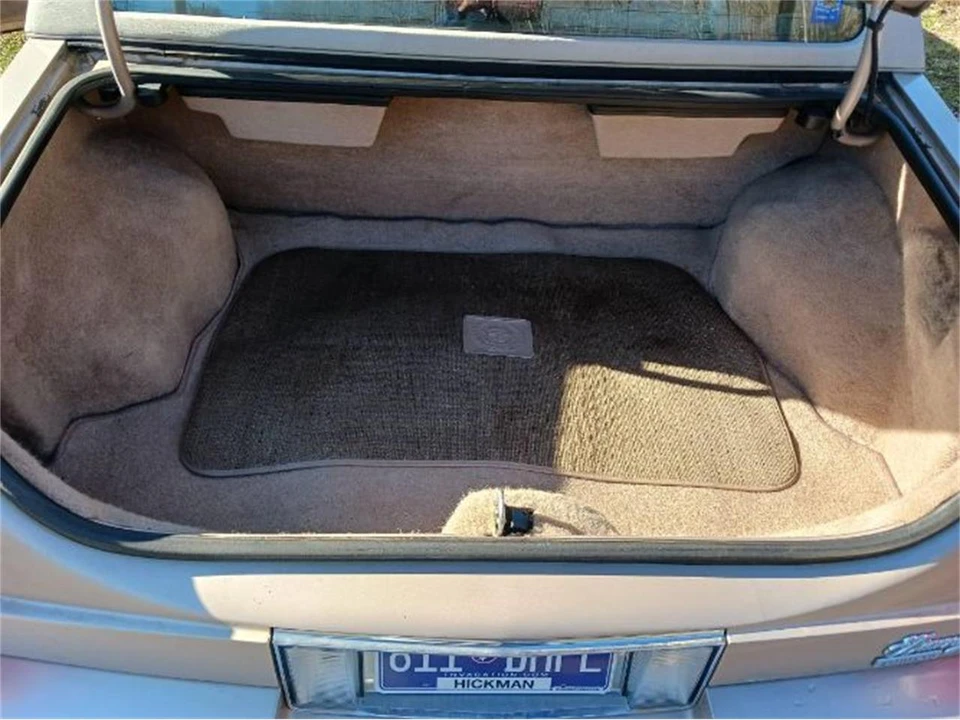 1988 Cadillac Eldorado 11th Gen - Image 24 of 25