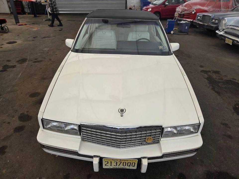 1988 Cadillac Eldorado 11th Gen - Image 15 of 31
