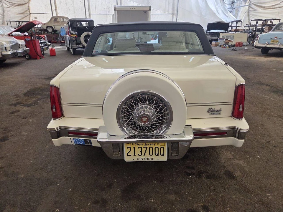 1988 Cadillac Eldorado 11th Gen - Image 10 of 31