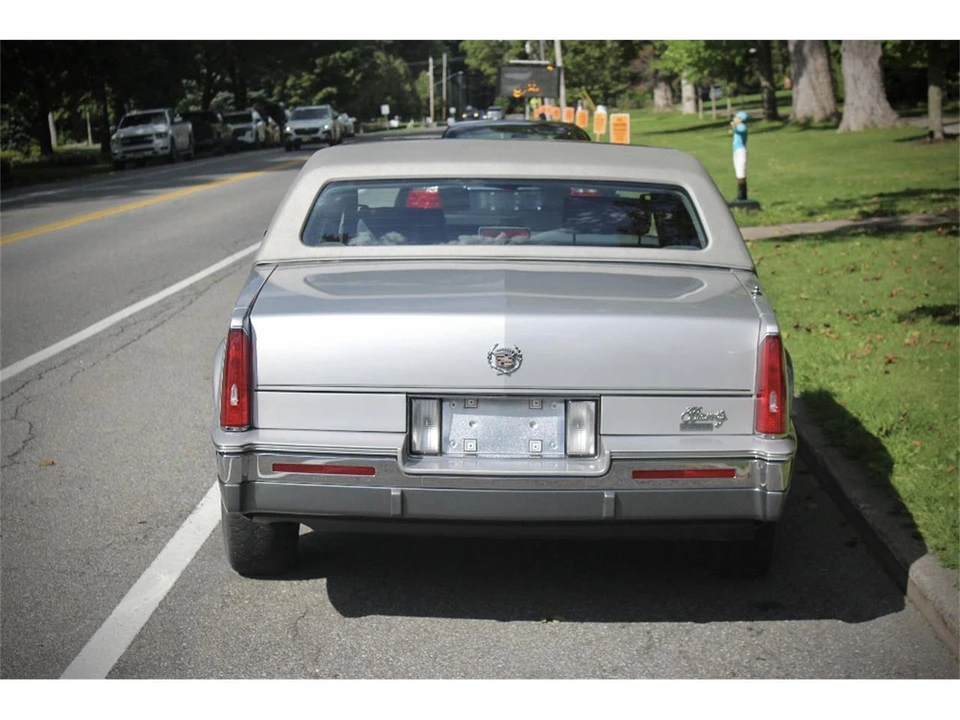 1988 Cadillac Eldorado 11th Gen - Image 11 of 31