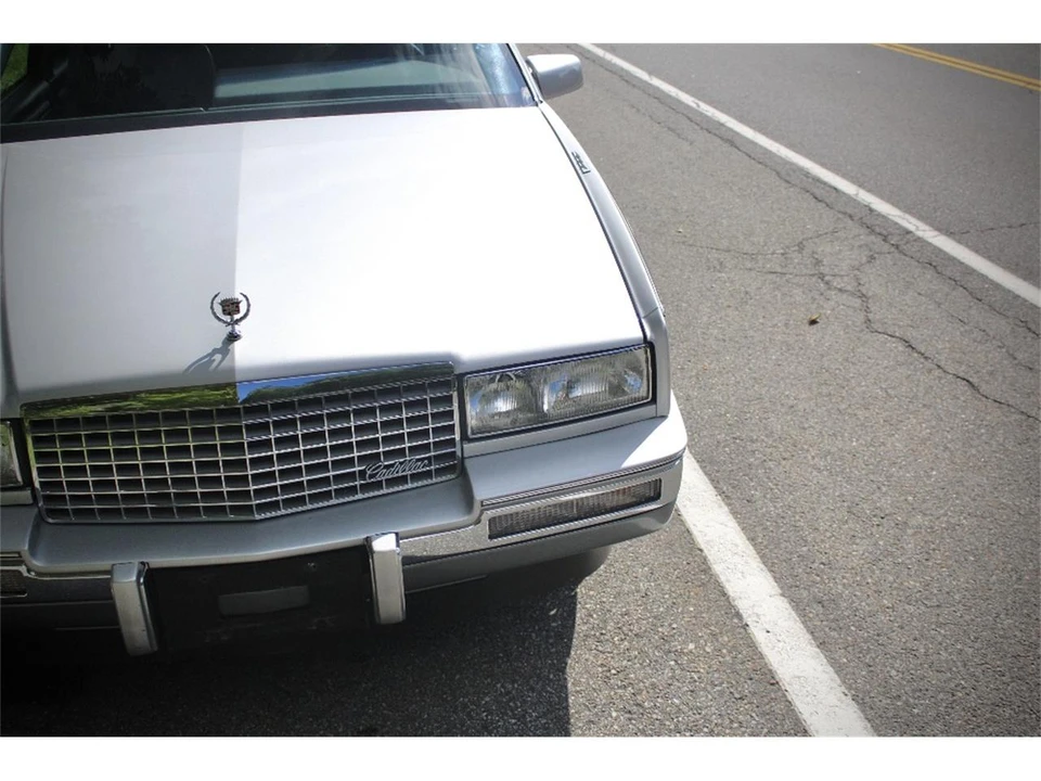 1988 Cadillac Eldorado 11th Gen - Image 16 of 31