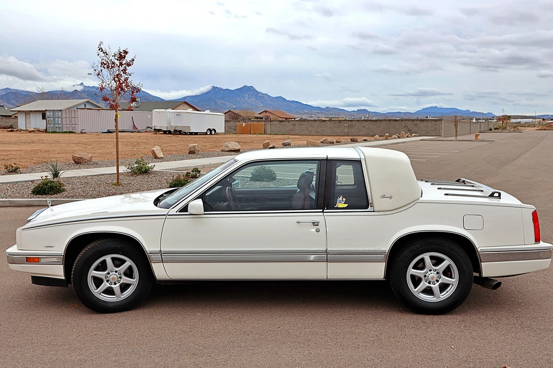 1988 Cadillac Eldorado 11th Gen - Image 10 of 31