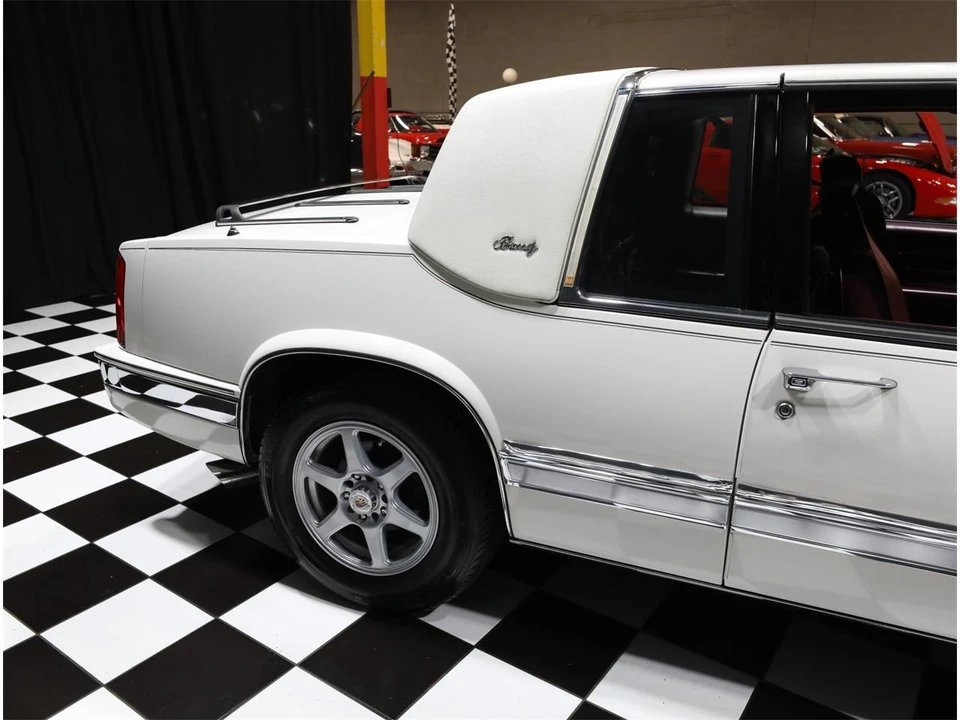 1988 Cadillac Eldorado 11th Gen - Image 20 of 31