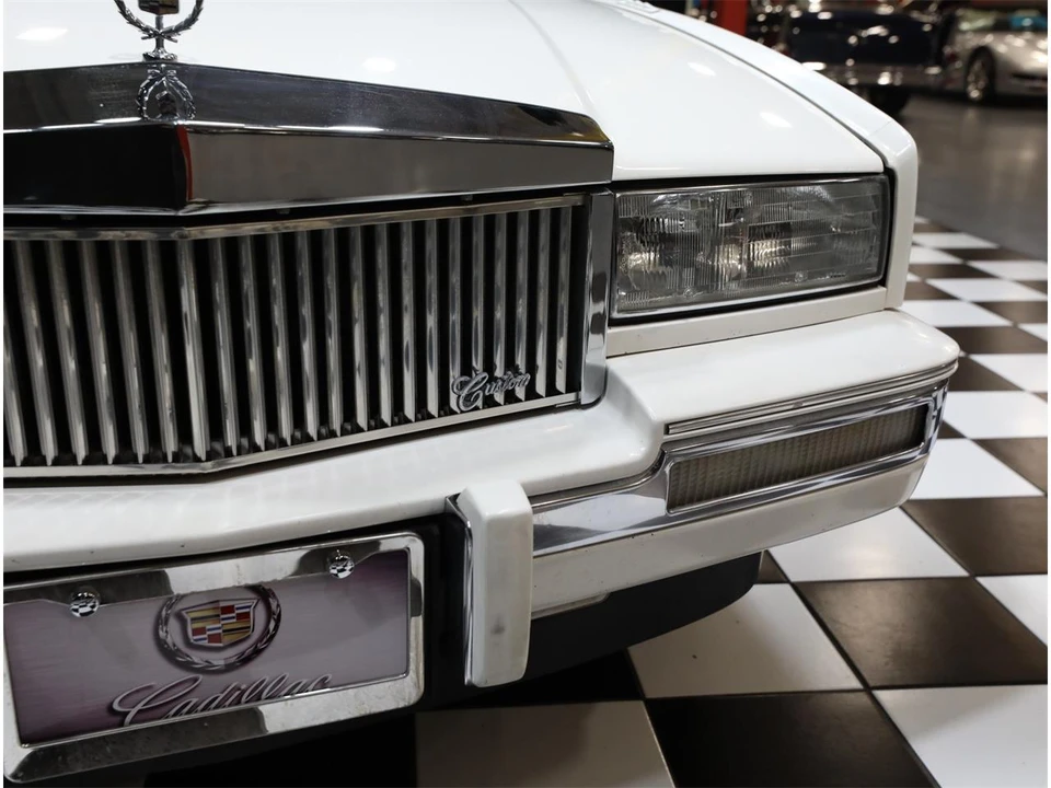 1988 Cadillac Eldorado 11th Gen - Image 11 of 31