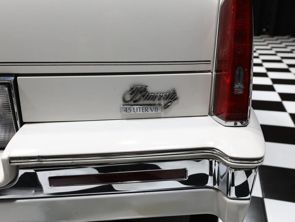 1988 Cadillac Eldorado 11th Gen - Image 25 of 31