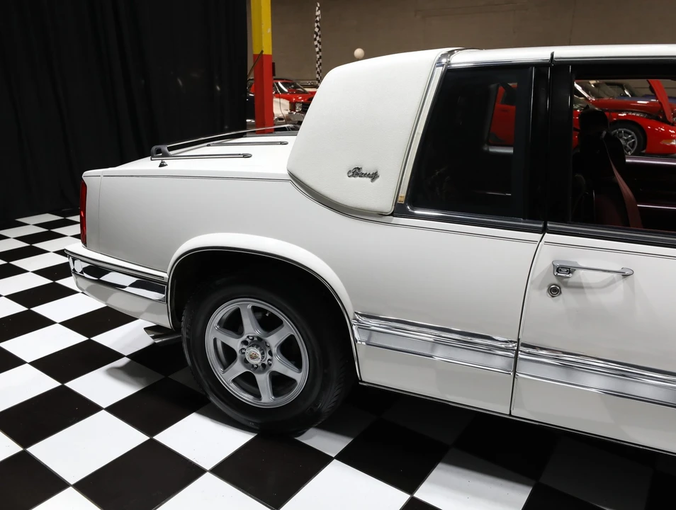 1988 Cadillac Eldorado 11th Gen - Image 20 of 31