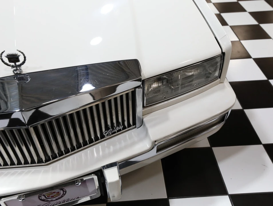 1988 Cadillac Eldorado 11th Gen - Image 10 of 31