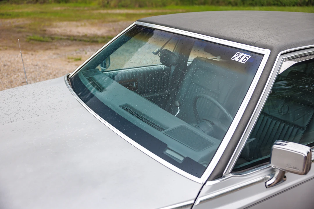 1988 Cadillac Fleetwood - Image 30 of 31