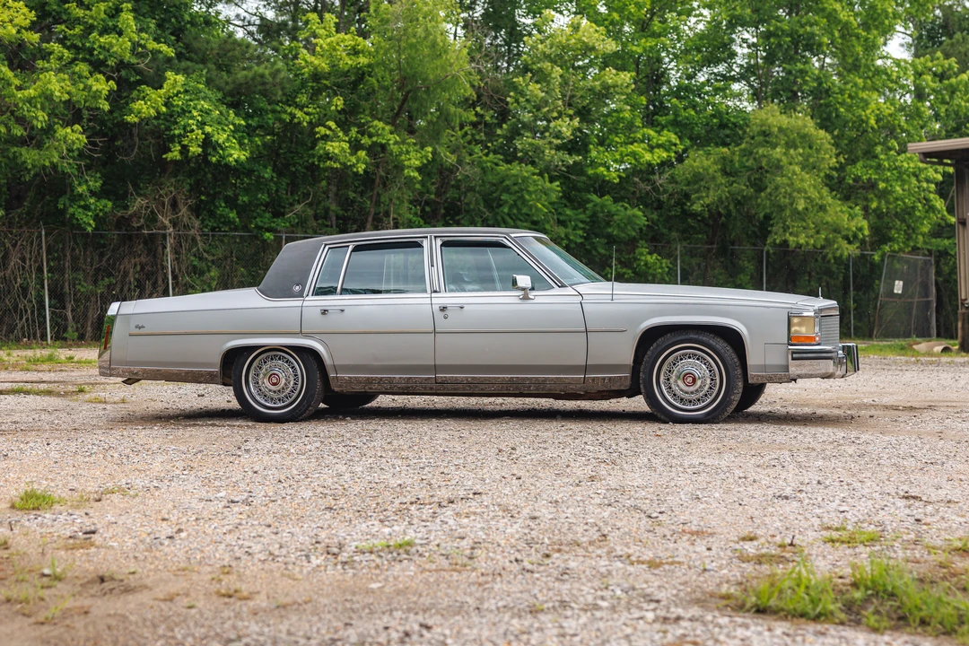 1988 Cadillac Fleetwood - Image 8 of 31