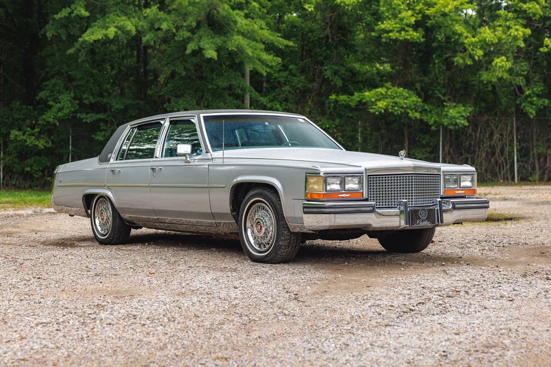 1988 Cadillac Fleetwood - Image 3 of 31
