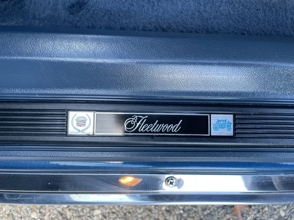 1988 Cadillac Fleetwood - Image 29 of 31