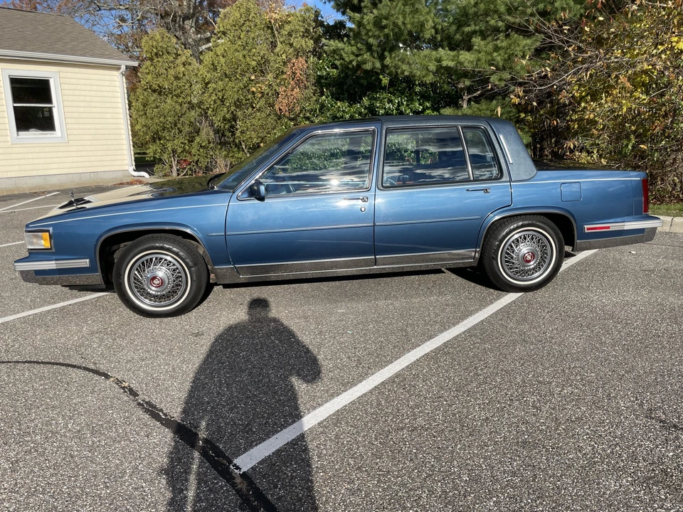 1988 Cadillac Fleetwood - Image 7 of 31