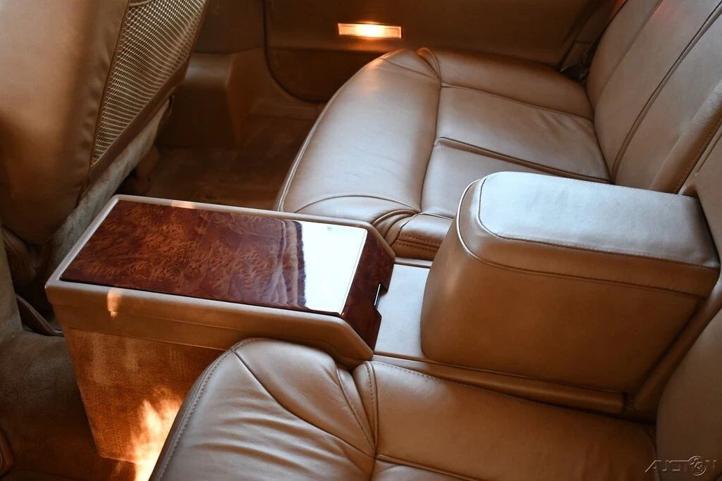 1988 Cadillac Seville - Image 17 of 21