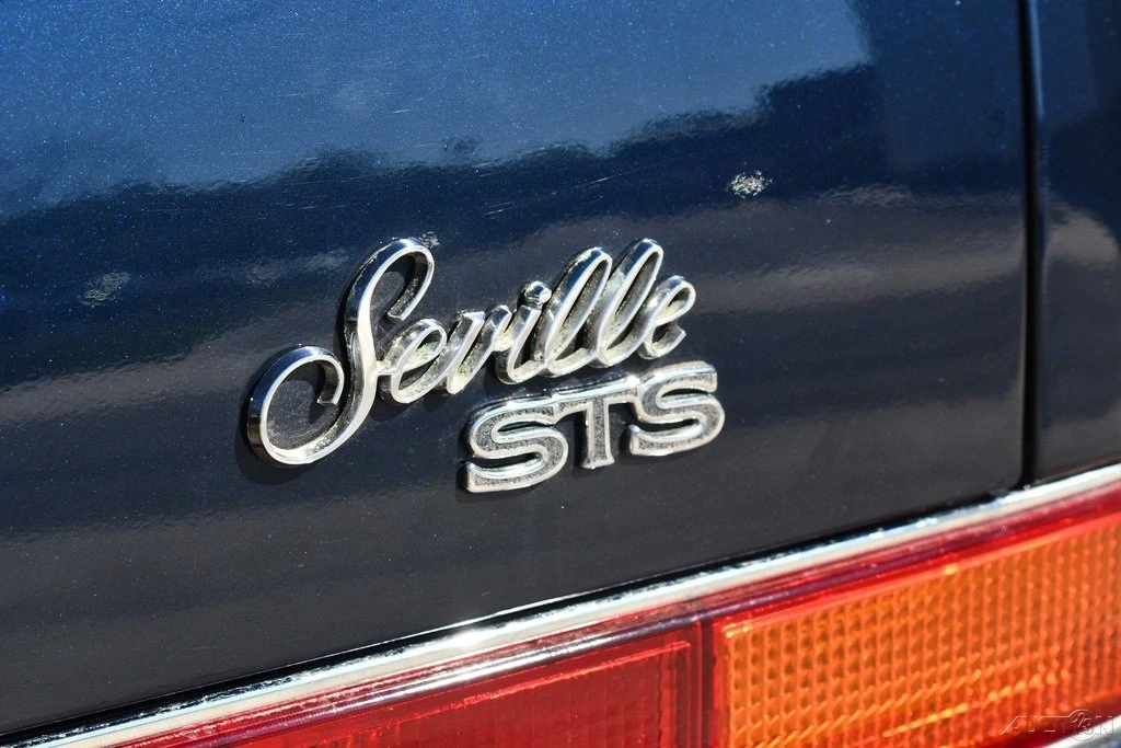 1988 Cadillac Seville - Image 9 of 21