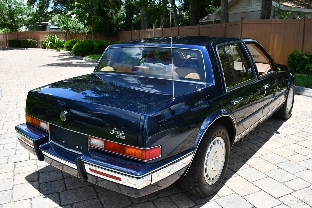 1988 Cadillac Seville - Image 4 of 21