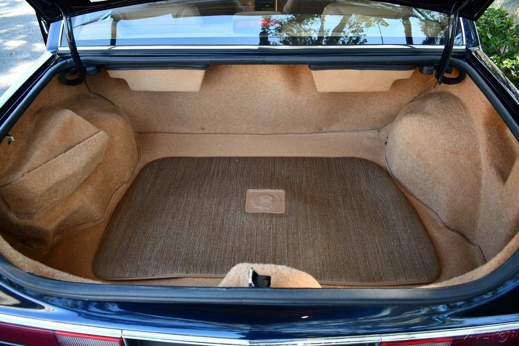 1988 Cadillac Seville - Image 13 of 21