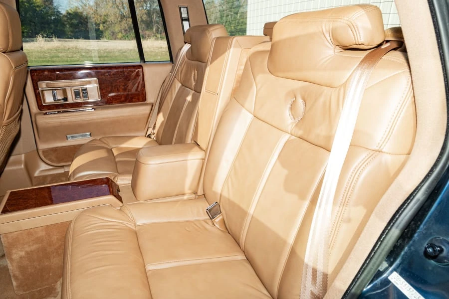 1988 Cadillac Seville - Image 16 of 27