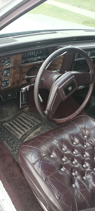 1988 Cadillac Brougham - Image 9 of 20