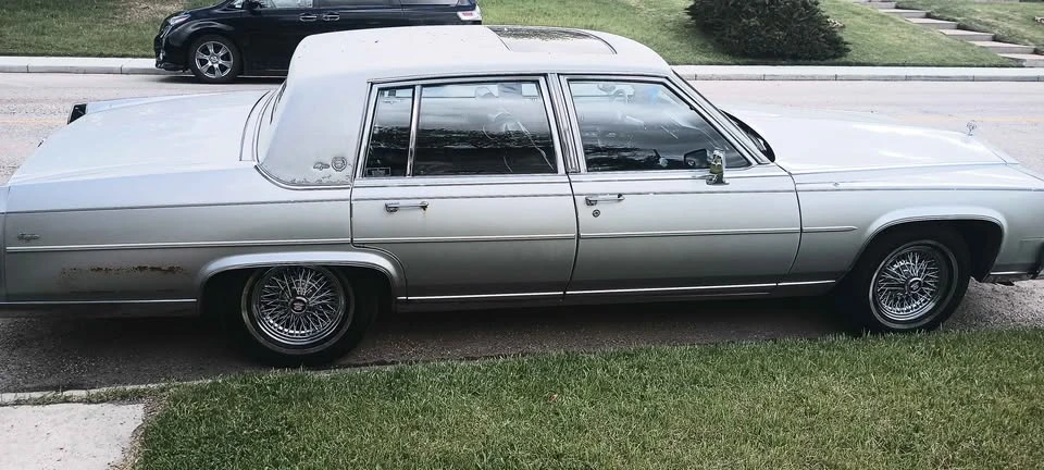 1988 Cadillac Brougham - Image 3 of 20