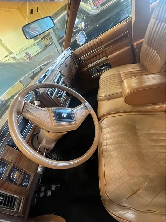 1988 Cadillac Brougham - Image 3 of 13