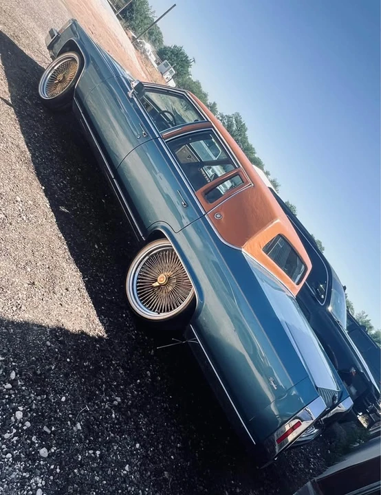 1988 Cadillac Brougham - Image 13 of 13