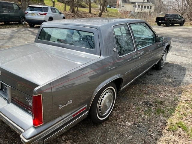 1988 Cadillac DeVille 6th Gen - Image 5 of 14
