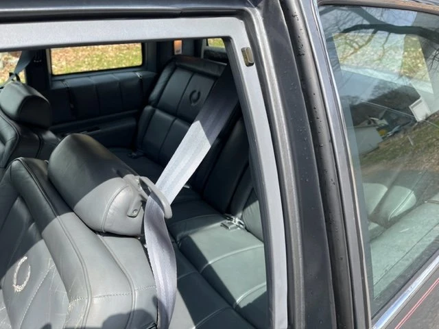 1988 Cadillac DeVille 6th Gen - Image 6 of 14
