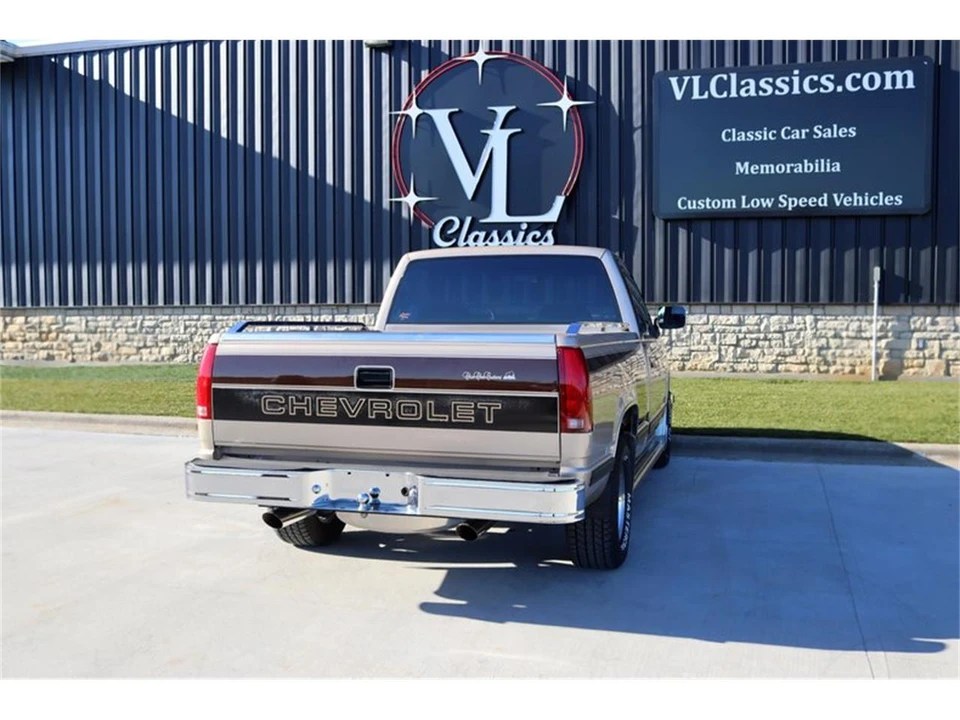 1988 Chevrolet C/K 4th Gen - Image 11 of 31
