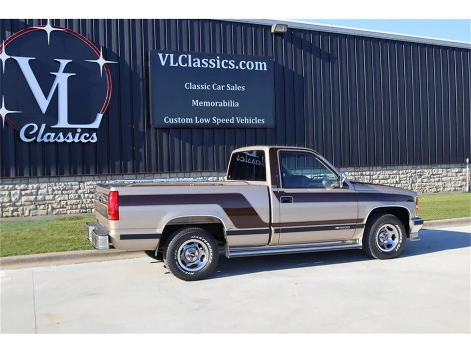 1988 Chevrolet C/K 4th Gen - Image 15 of 31