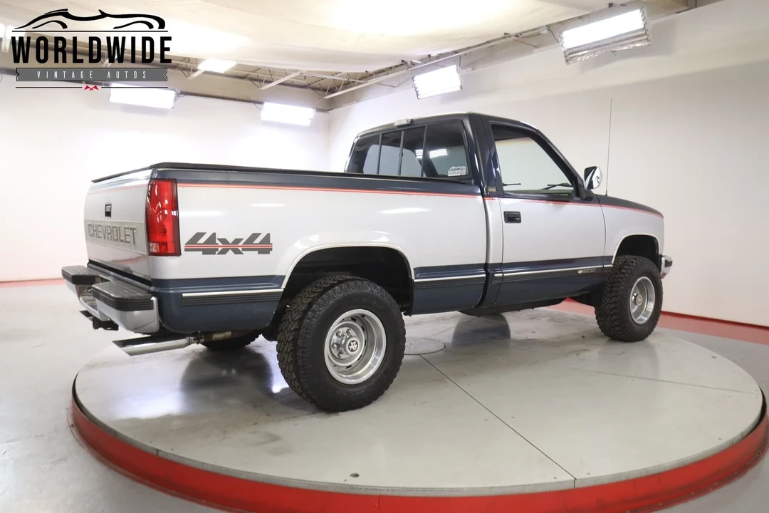 1988 Chevrolet C/K 4th Gen - Image 6 of 12