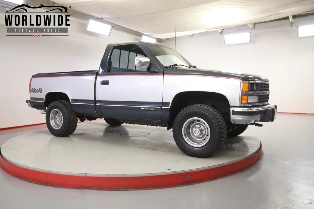 1988 Chevrolet C/K 4th Gen - Image 2 of 12