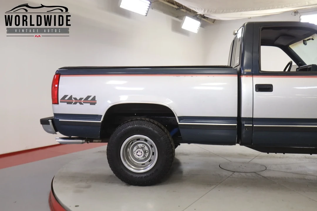 1988 Chevrolet C/K 4th Gen - Image 9 of 12