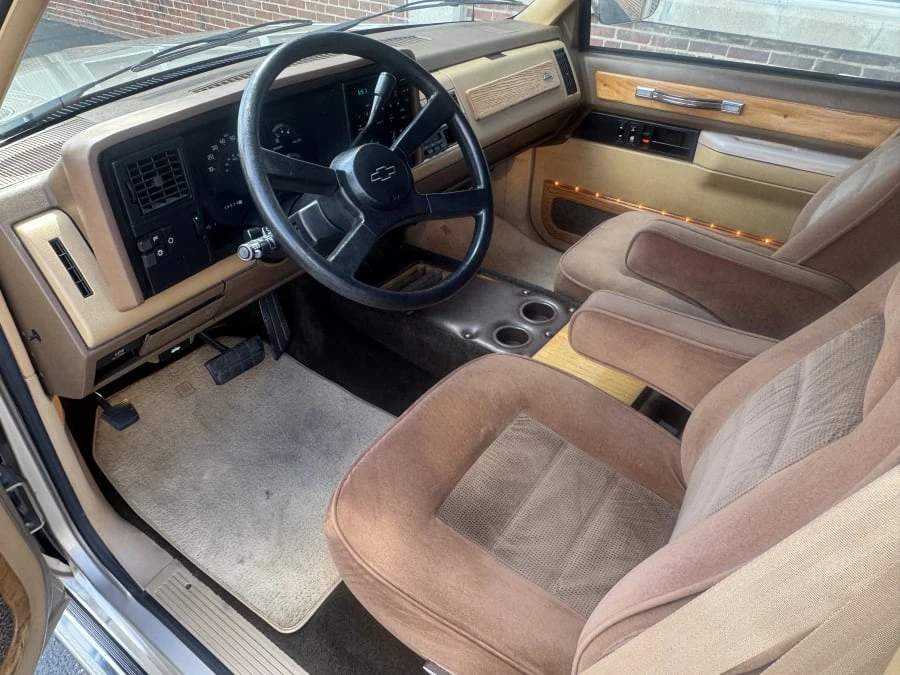 1988 Chevrolet C/K 4th Gen - Image 6 of 13