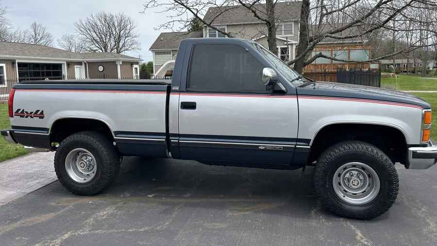1988 Chevrolet C/K 4th Gen - Image 2 of 7