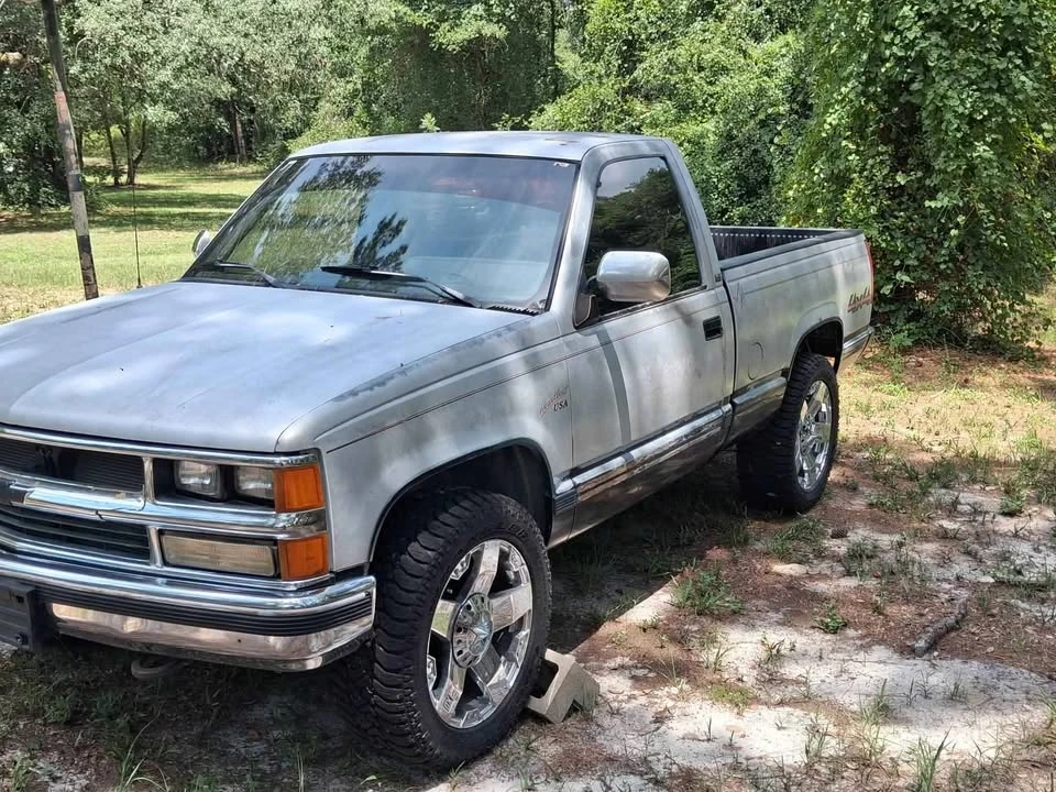 1988 Chevrolet C/K 4th Gen - Image 2 of 11