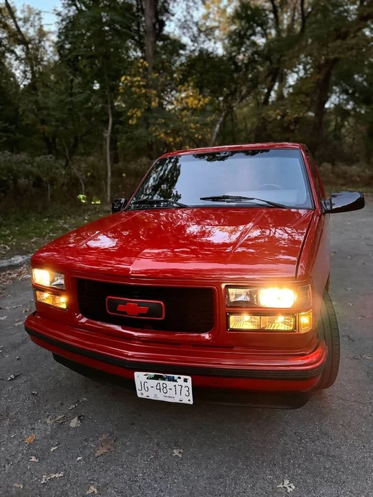 1988 Chevrolet C/K 4th Gen - Image 2 of 14