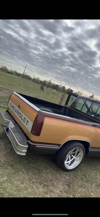 1988 Chevrolet C/K 4th Gen - Image 2 of 6
