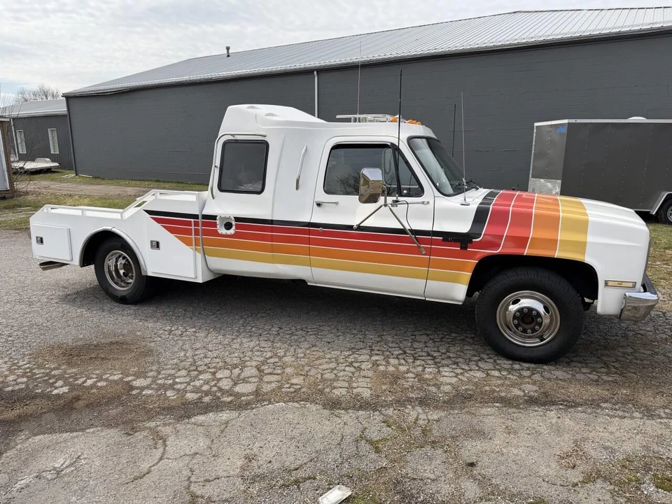 1988 Chevrolet C/K 4th Gen - Image 18 of 31