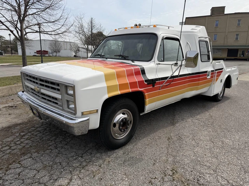 1988 Chevrolet C/K 4th Gen - Image 9 of 31