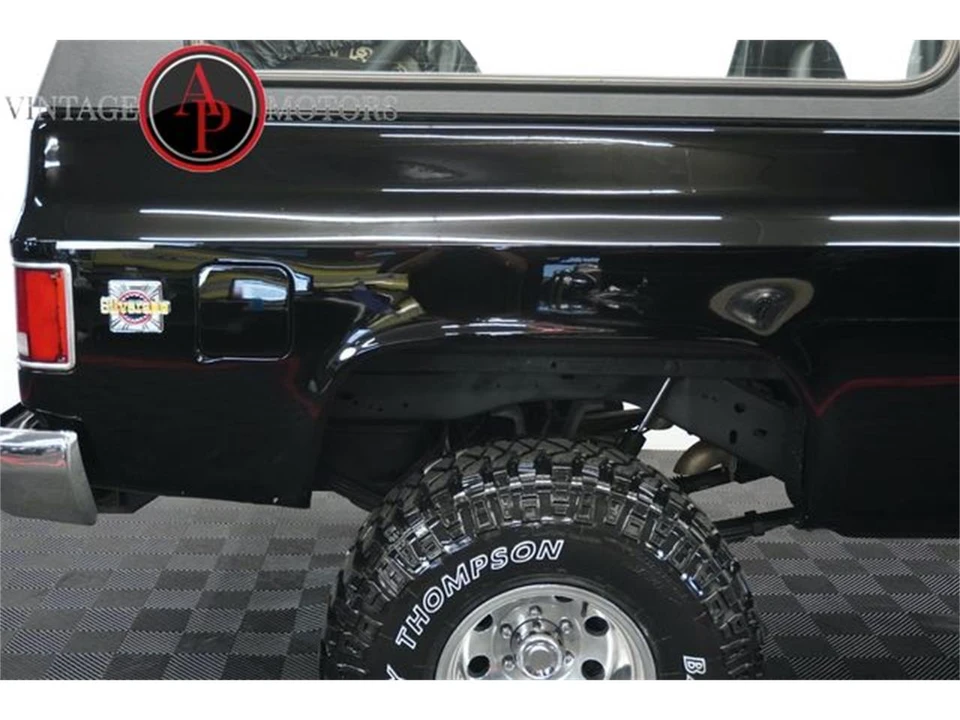 1988 Chevrolet K5 Blazer 2nd Gen - Image 27 of 31