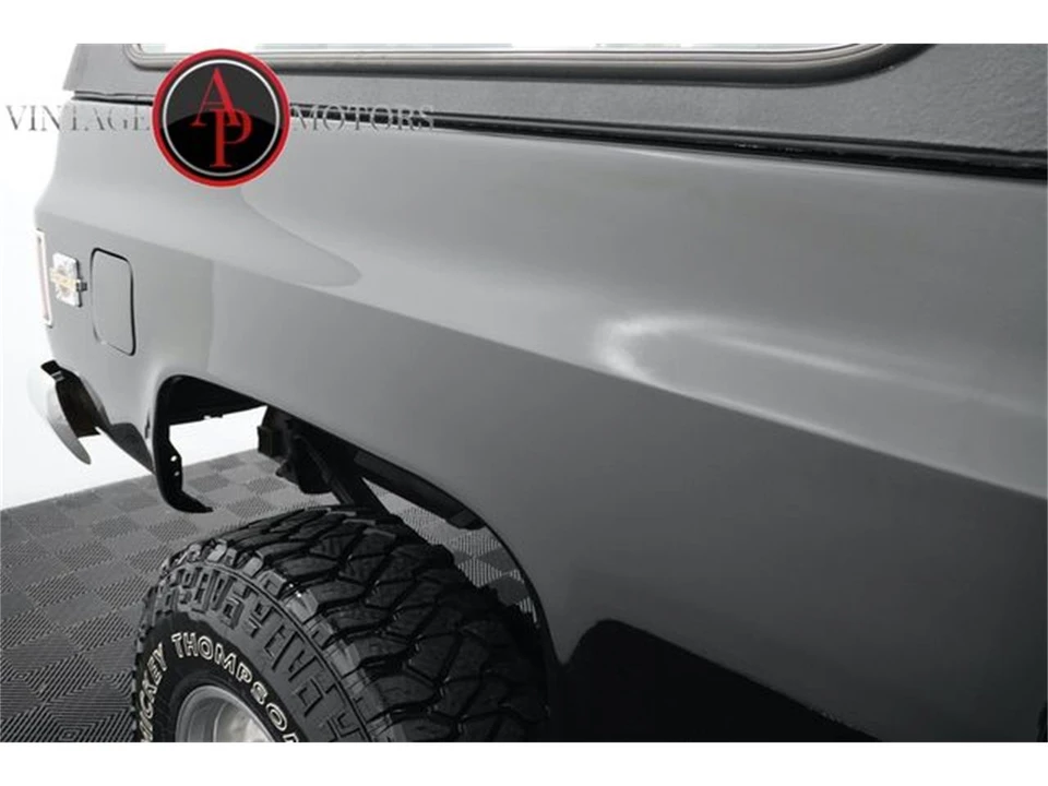 1988 Chevrolet K5 Blazer 2nd Gen - Image 16 of 31