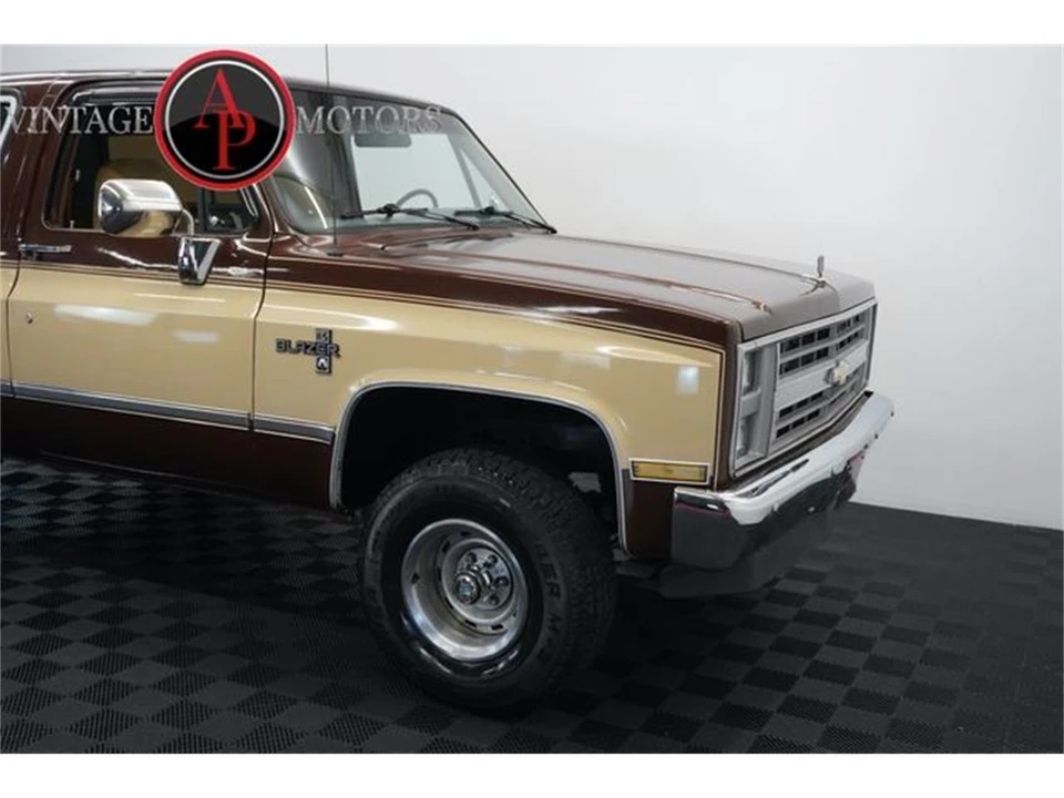 1988 Chevrolet K5 Blazer 2nd Gen - Image 29 of 31
