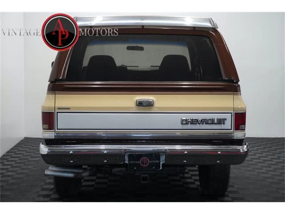 1988 Chevrolet K5 Blazer 2nd Gen - Image 22 of 31