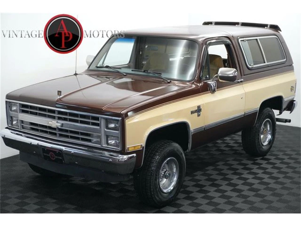 1988 Chevrolet K5 Blazer 2nd Gen - Image 7 of 31