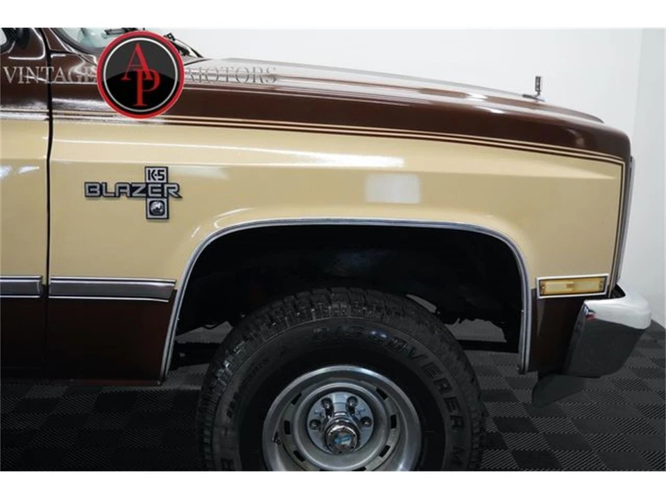 1988 Chevrolet K5 Blazer 2nd Gen - Image 28 of 31