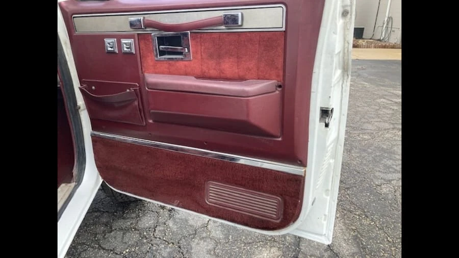 1988 Chevrolet Blazer - Image 6 of 13