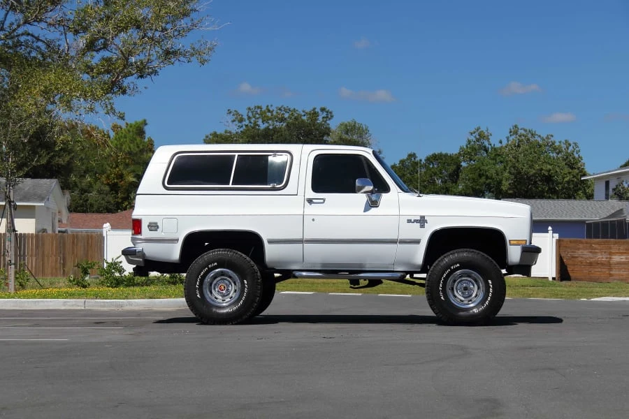 1988 Chevrolet Blazer - Image 2 of 31