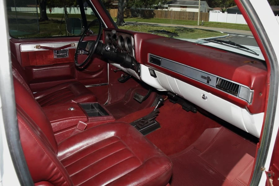 1988 Chevrolet Blazer - Image 17 of 31