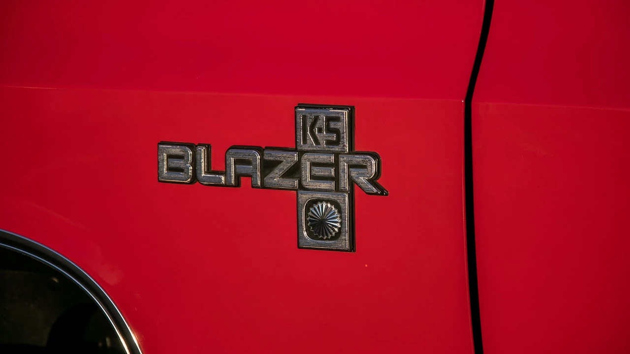 1988 Chevrolet Blazer - Image 10 of 19